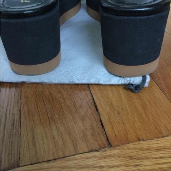 Fendi Hydra patent sandal - Picture 4 of 12